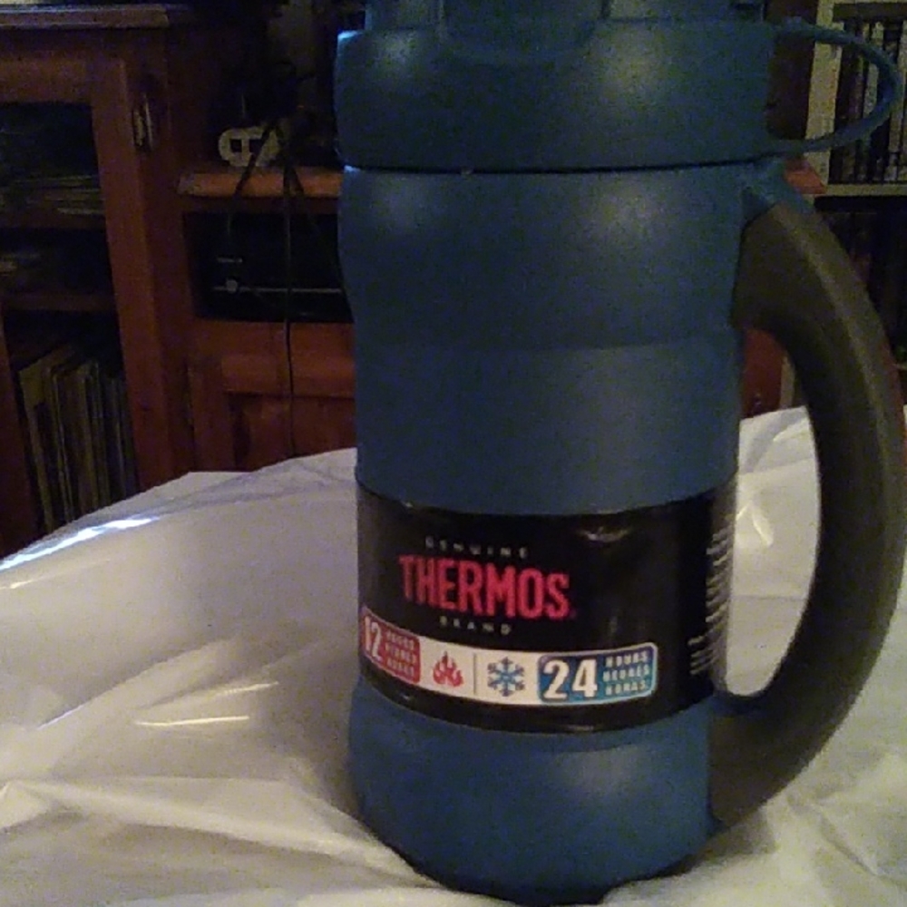 Thermos Blue and Black Beverage Container